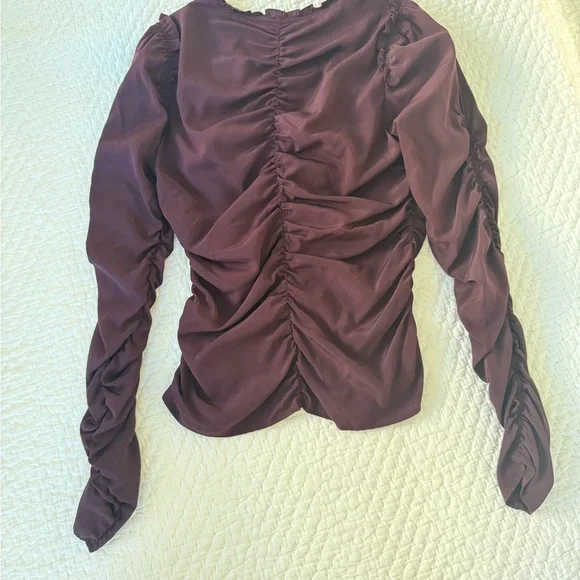 ALC Red Ruched Puff Sleeve Blouse - Picture 6 of 7